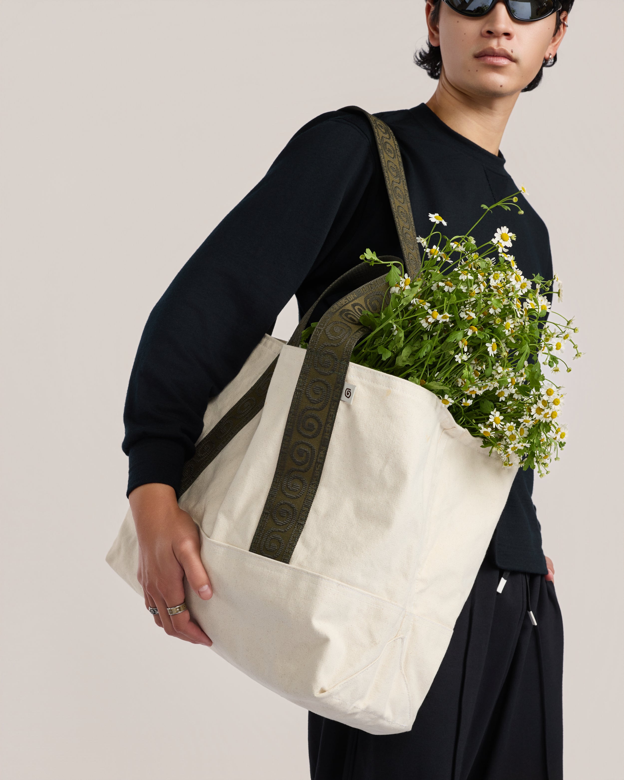 Standup Tote - Off White – No Signal MFG