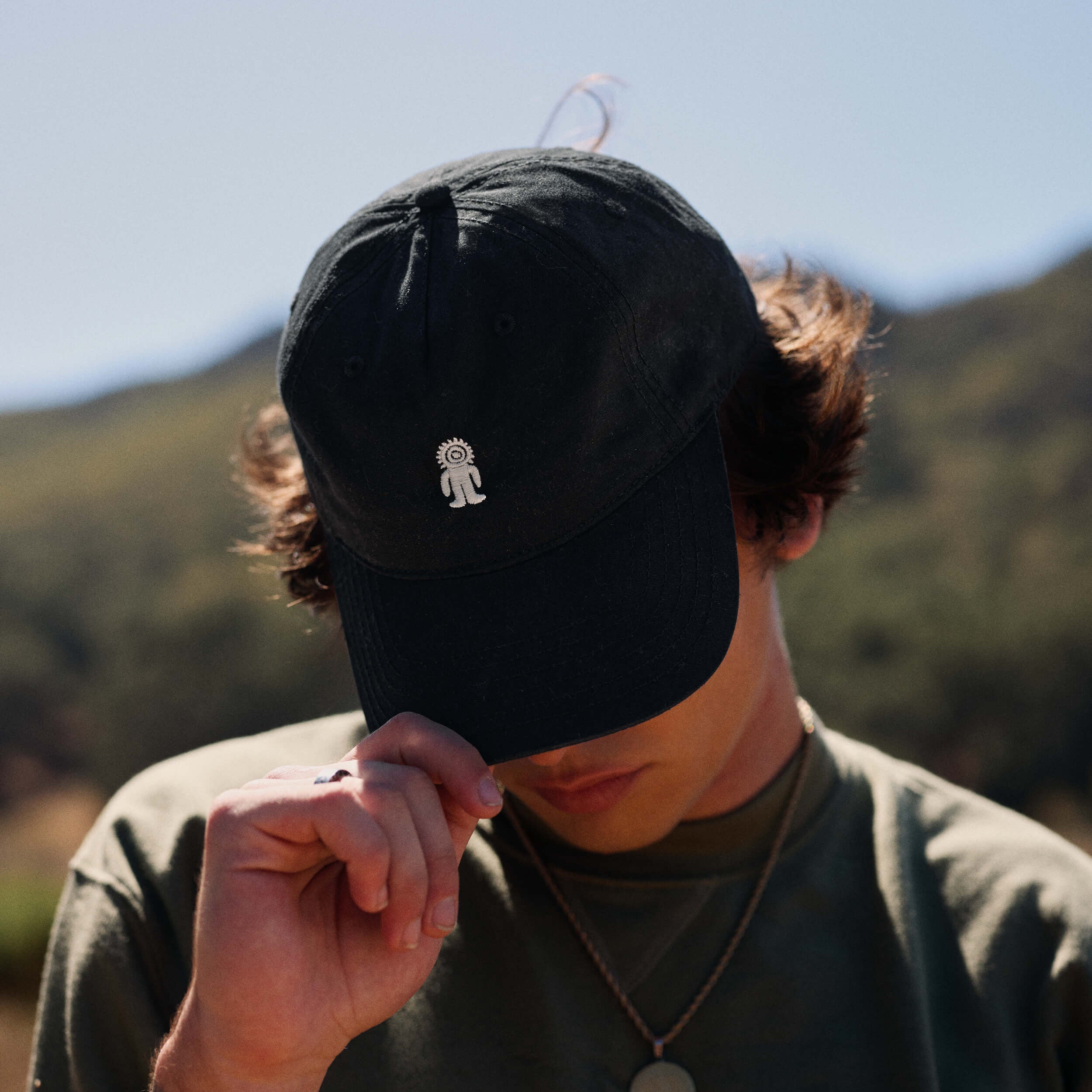 IconLogoHat_Black_Can_Lifestyle.jpg